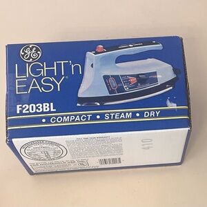 GE Light'n Easy Compact Steam Dry Iron, model F203BL